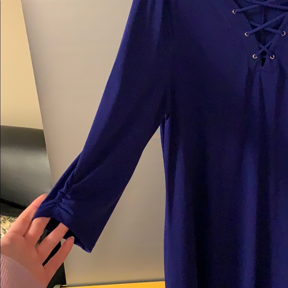 Dress - Picture 3 of 3
